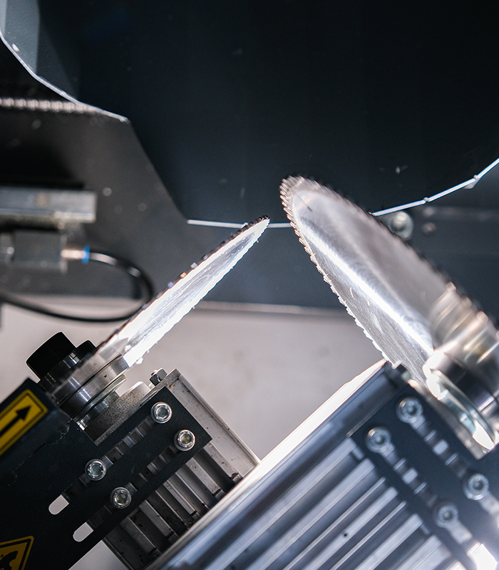 PVC-&-Aluminium-Profile-Machining-and-Cutting-Centers-SVMC-12-4